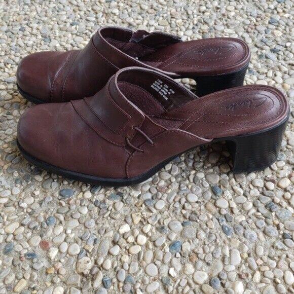 Clarks Heels Women's Brown Leather Slip On Heels - Size 6.5 - Picture 7 of 8